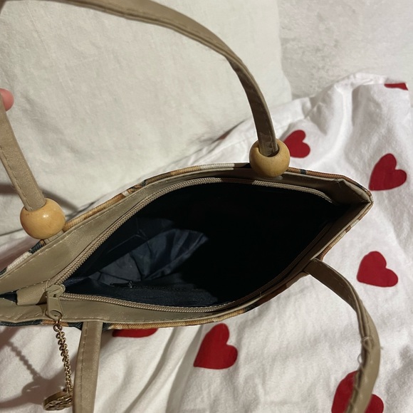 Small bag model design - Picture 3 of 6